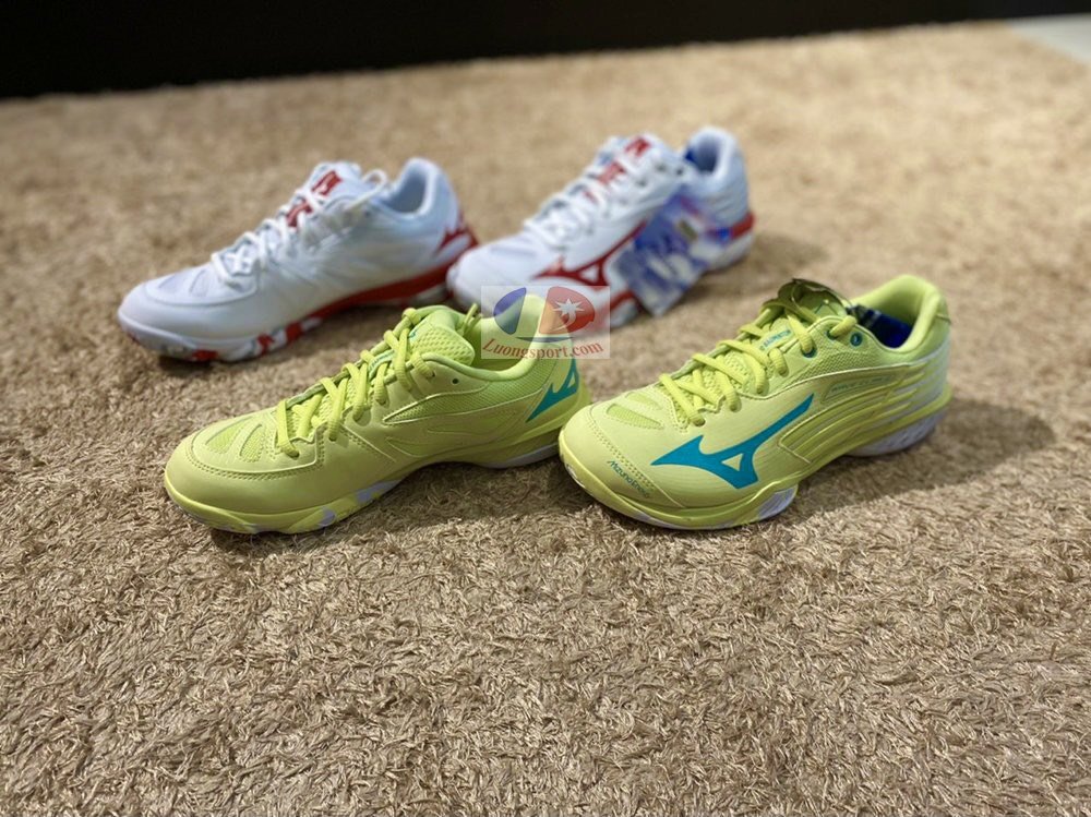 giay-cau-long-mizuno-wave-claw-2-new-color-2022