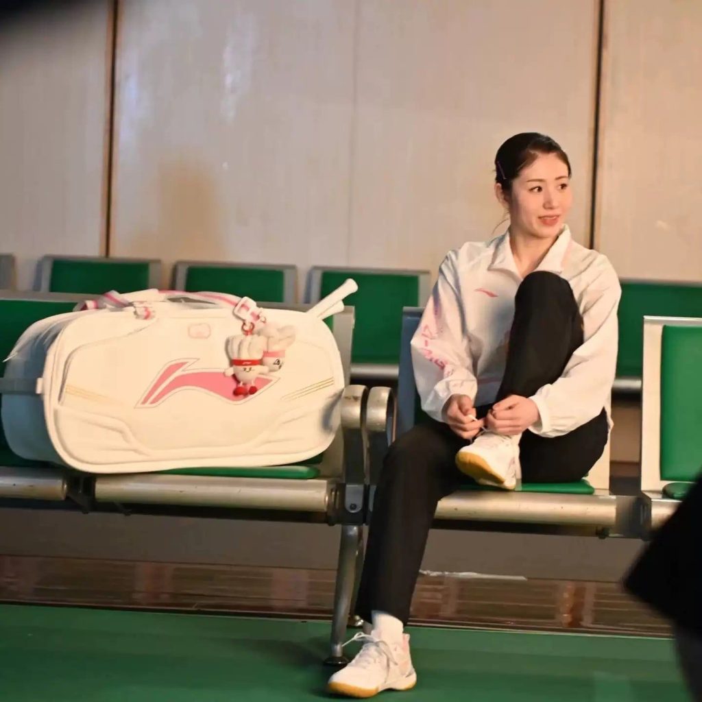 Túi cầu lông Lining Chiharu Shida P-ABLW117-1V 2026