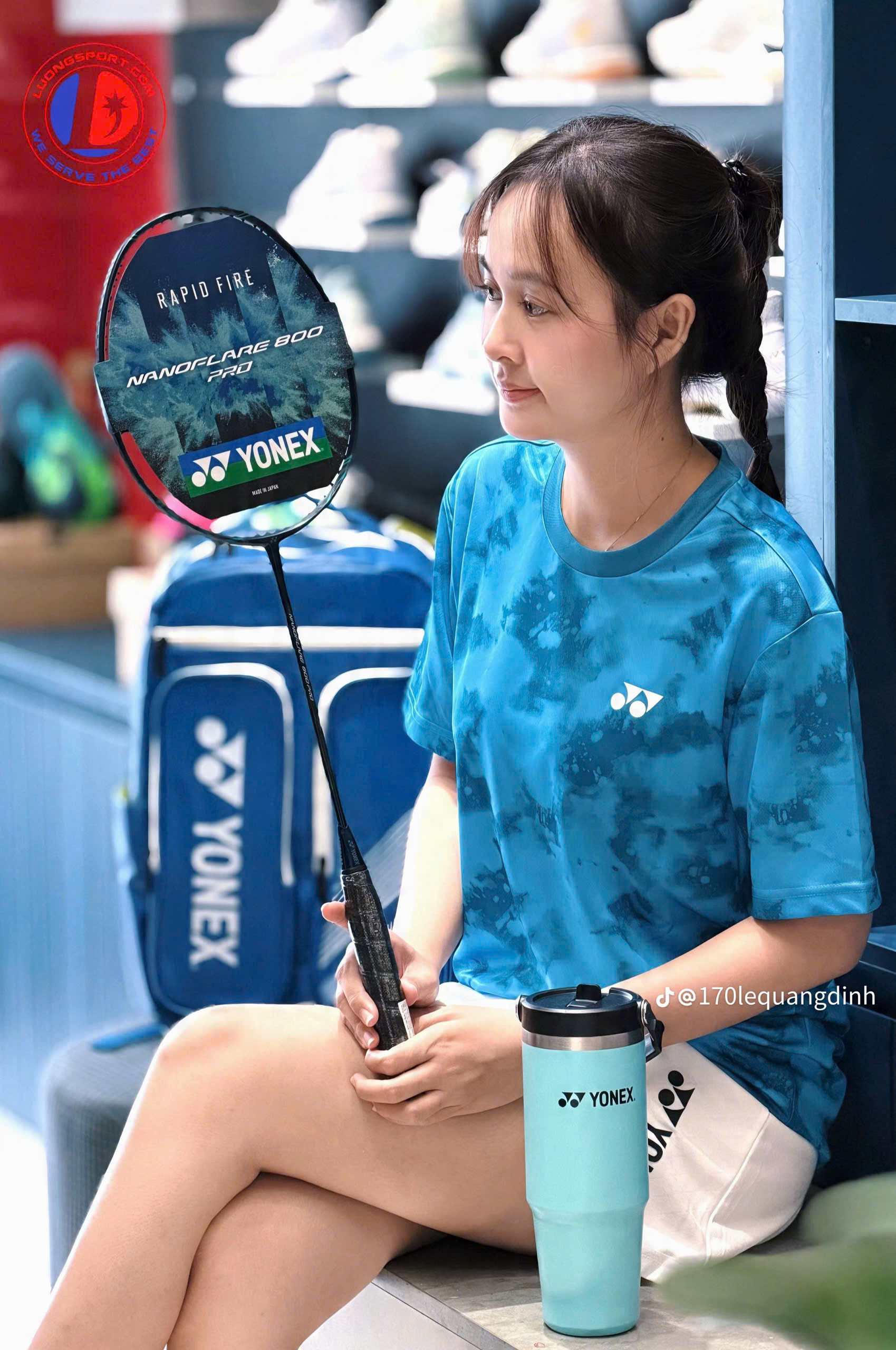 Vợt cầu lông Yonex Nanoflare 800 Pro (Cước đan Yonex BG 66 Ultimax trị giá 195.000 vnđ)